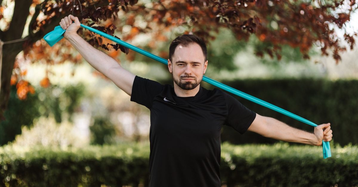 Regularne ćwiczenia: jak zacząć, utrzymać nawyk i osiągnąć realne efekty